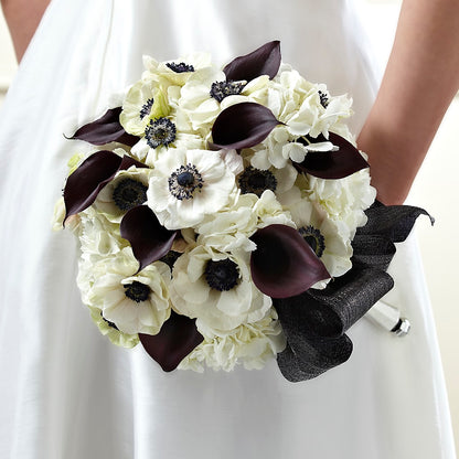 To Have and To Hold Bouquet – EMERY'S FLOWERS & CO, Maumee OH