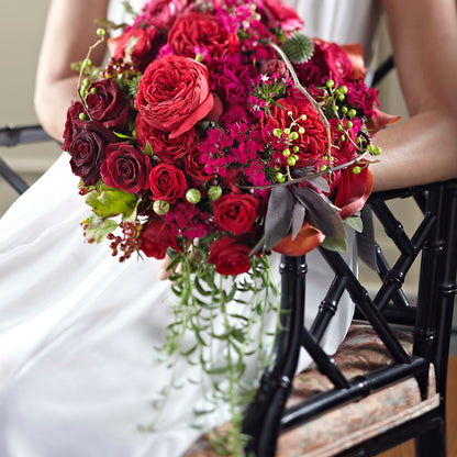 Pure Grace Bouquet – EMERY'S FLOWERS & CO, Maumee OH